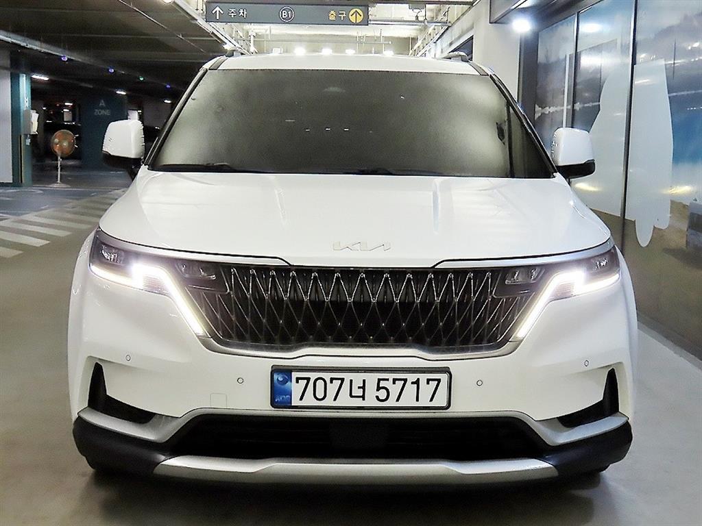 KIA Carnival - Vista 2