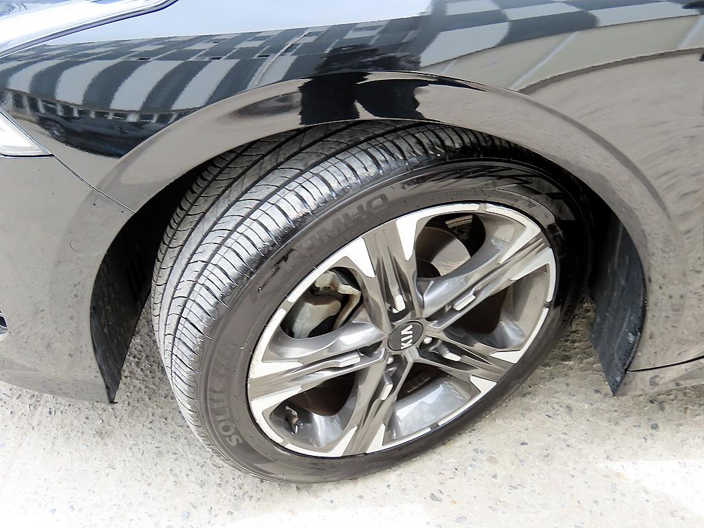 KIA K5 2021 Negro - Importación desde Corea - HF Imports Iquique - Foto 20