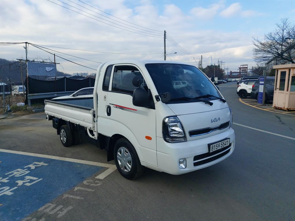 Small Truck Cargo (small) - Vista 2