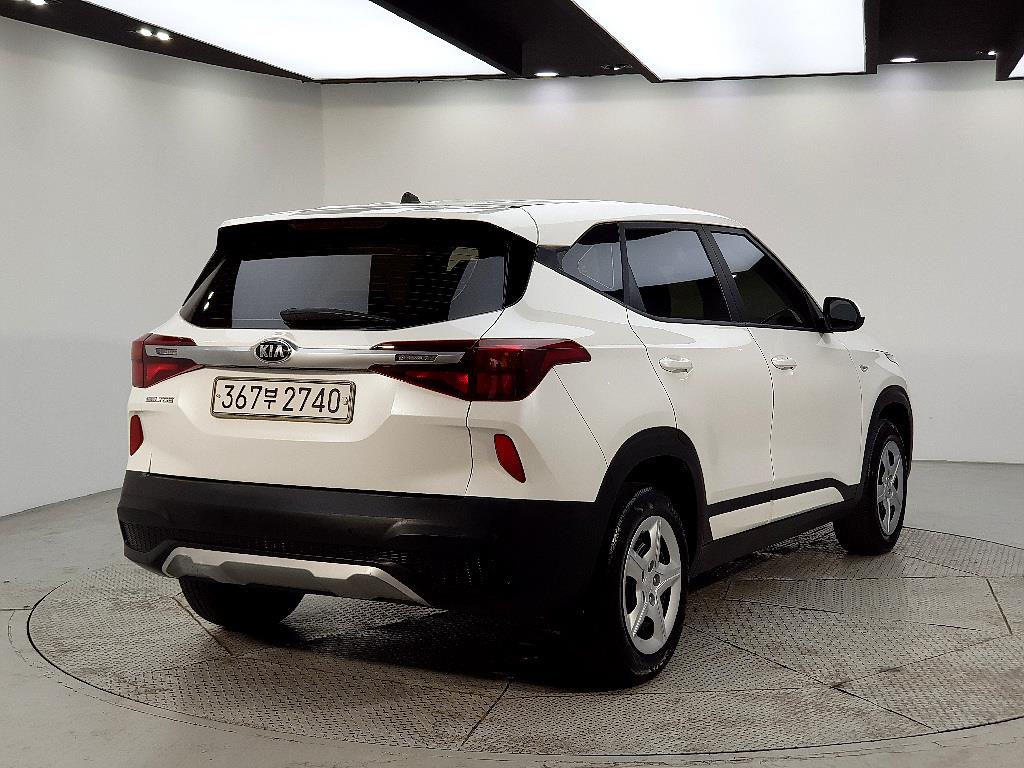 KIA Seltos - Vista 4