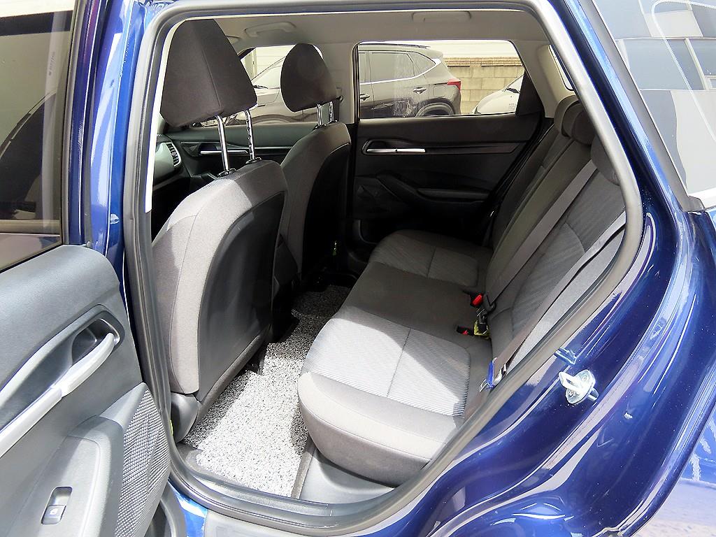 KIA Seltos - Vista 6