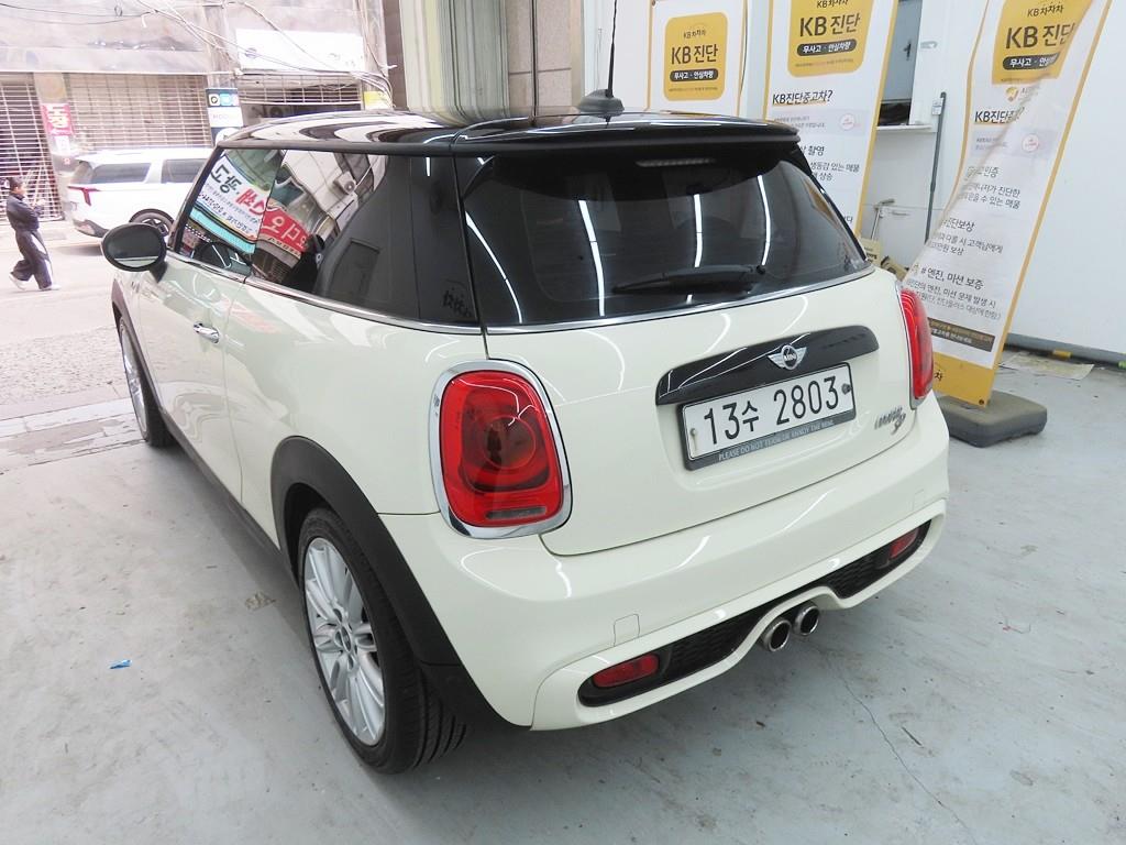 Mini Cooper - Vista 4
