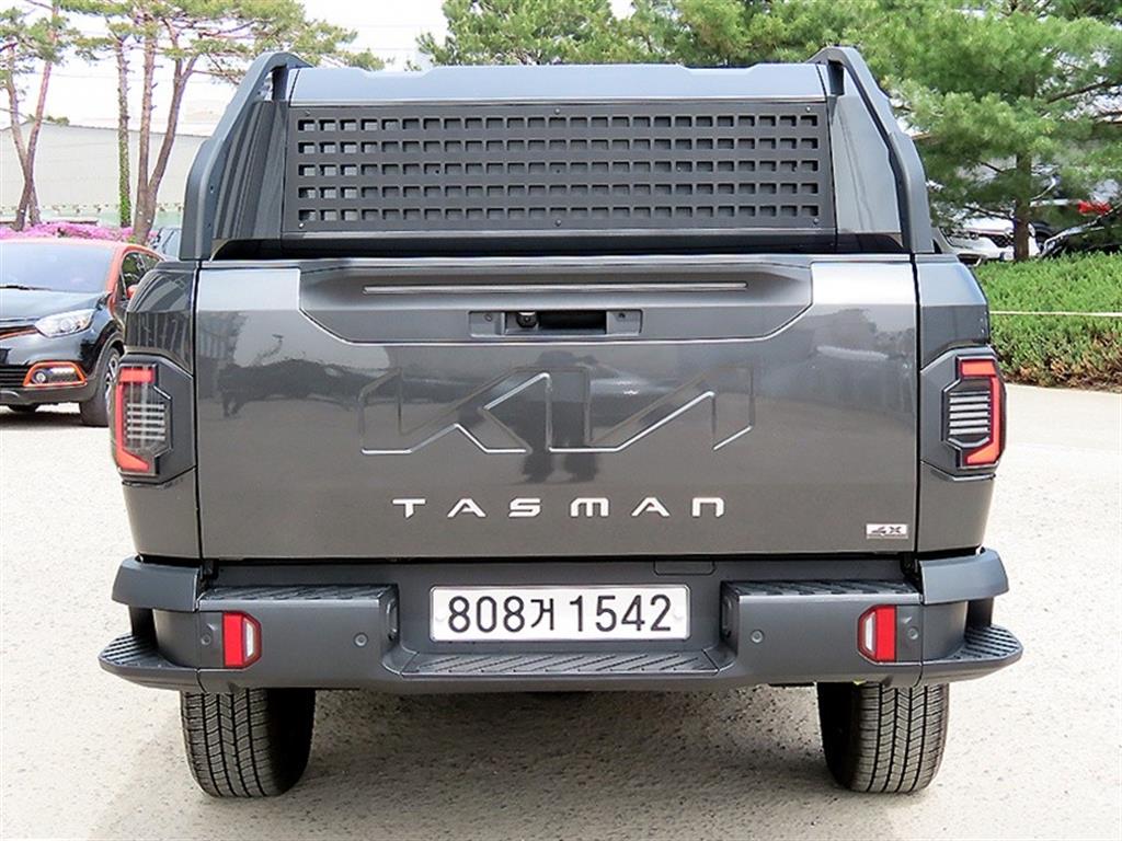KIA Tasman - Vista 4