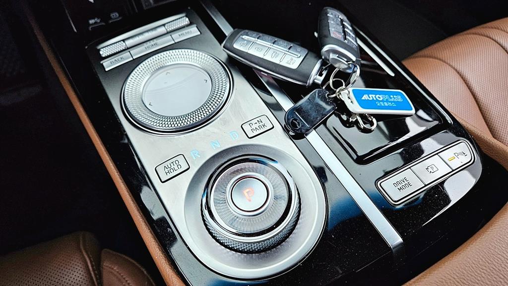 Genesis G80 - Vista 8