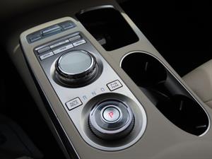 Genesis GV70 - Vista 12