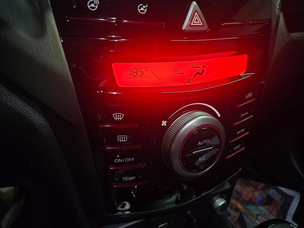 Ssangyong Tivoli - Vista 12