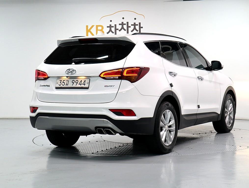 HYUNDAI Santa Fe - Vista 3