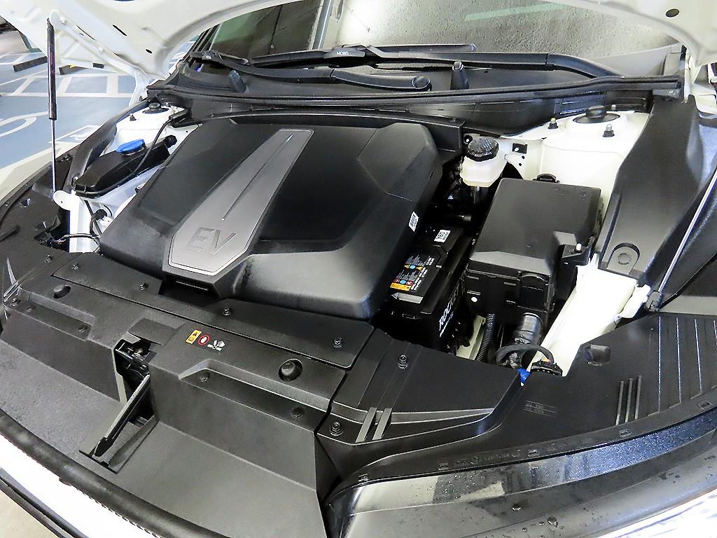 KIA EV6 2023 Blanco - Importación desde Corea - HF Imports Iquique - Foto 19