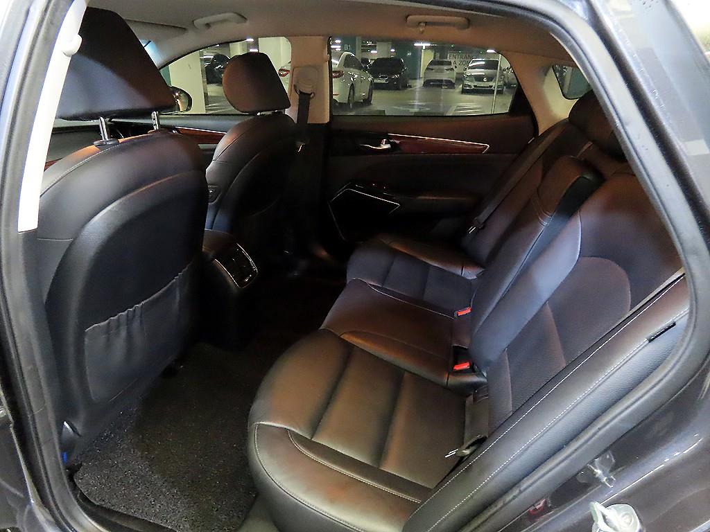 KIA K7 - Vista 7