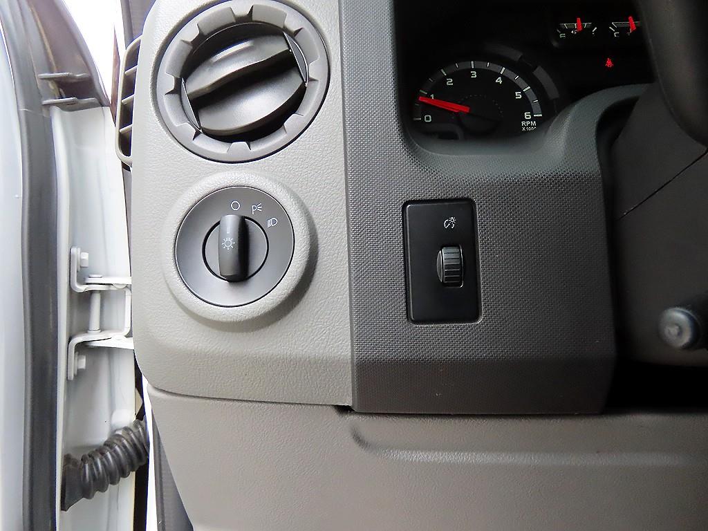 Ford E-Series 2012 Blanco - Importación desde Corea - HF Imports Iquique - Foto 13
