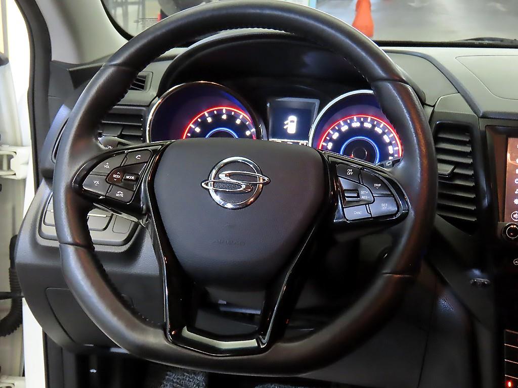 Ssangyong Tivoli - Vista 8