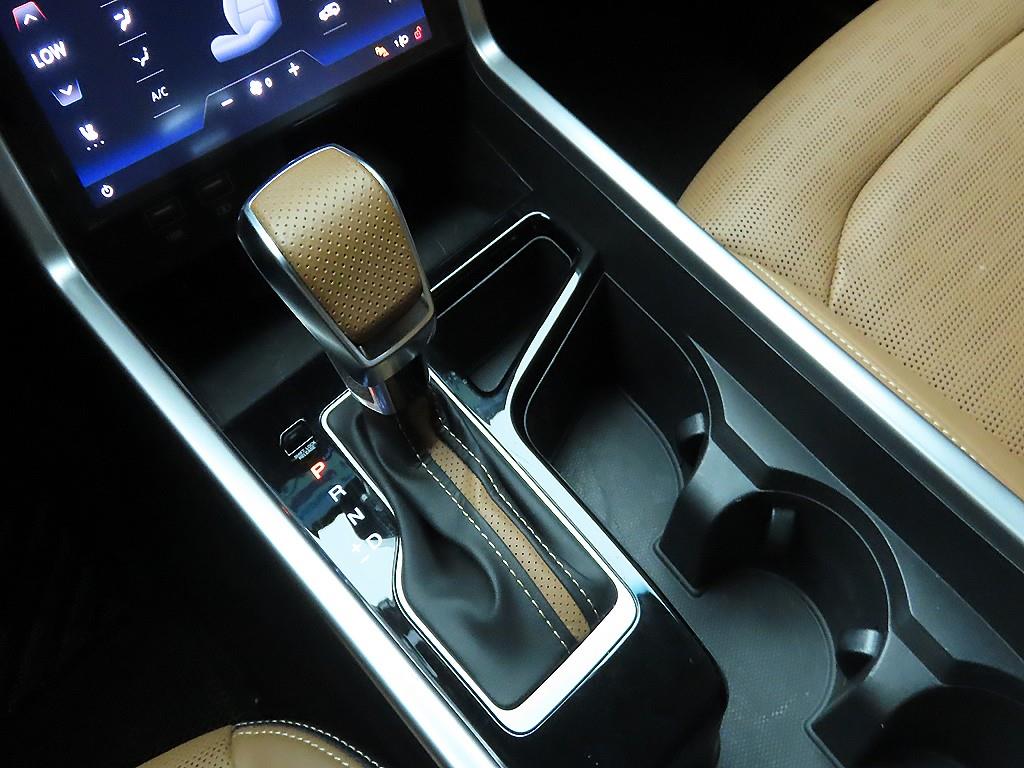 Ssangyong Torres - Vista 10