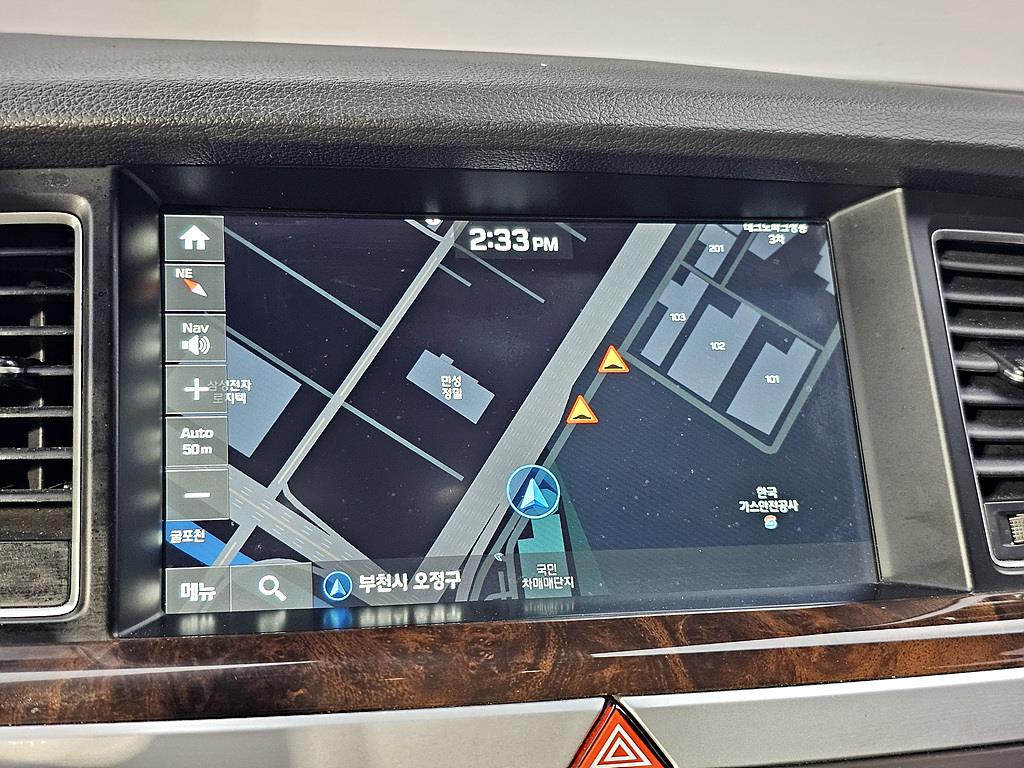 HYUNDAI Genesis - Vista 12