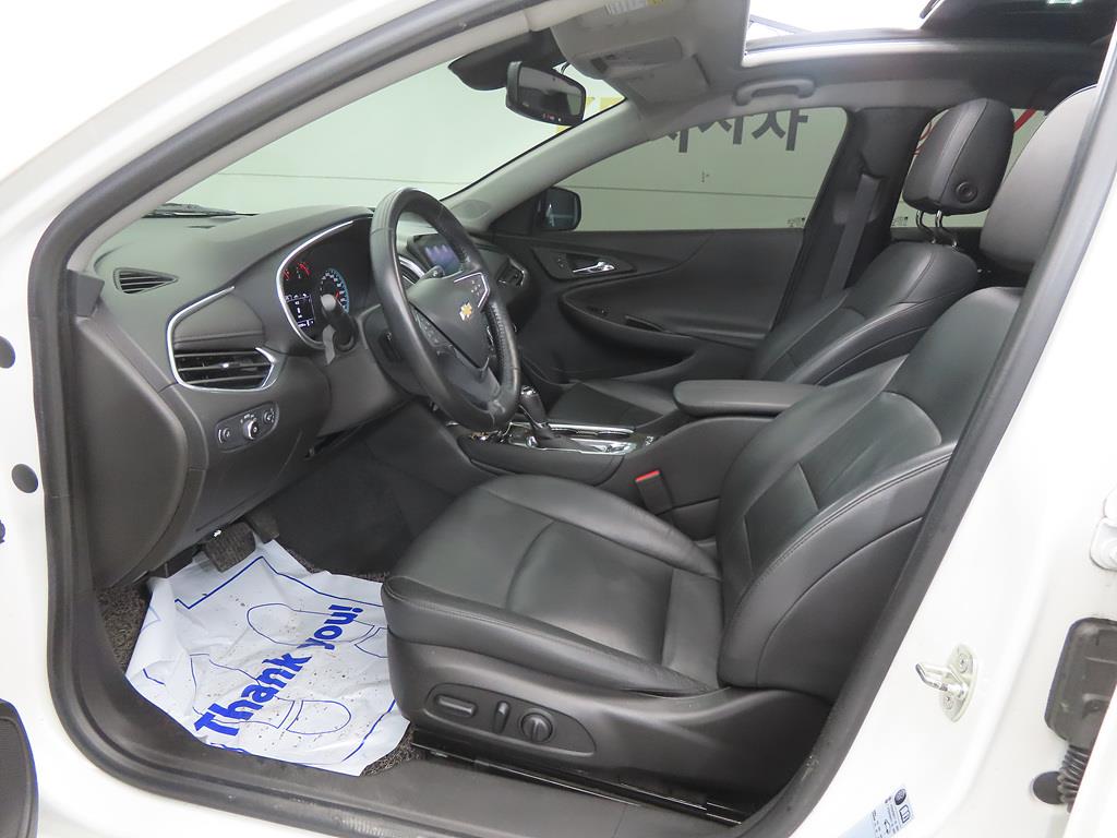 Chevrolet Malibu - Vista 5