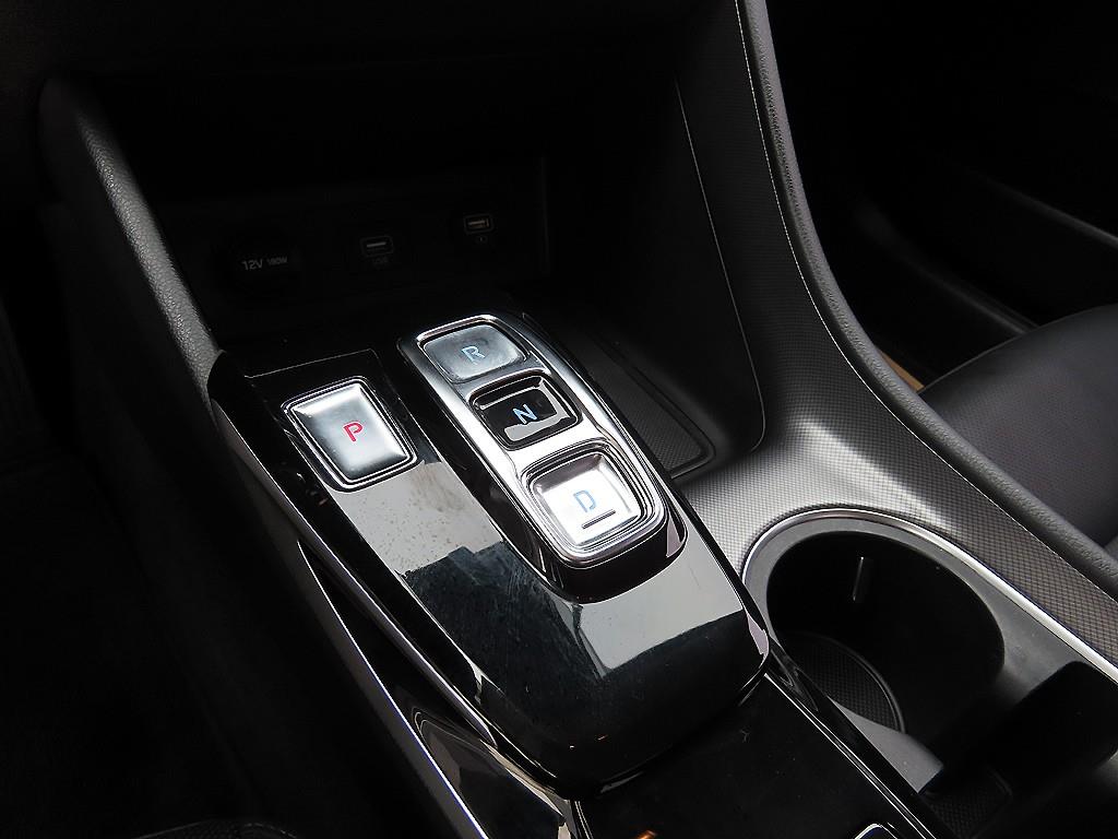 HYUNDAI Sonata - Vista 10