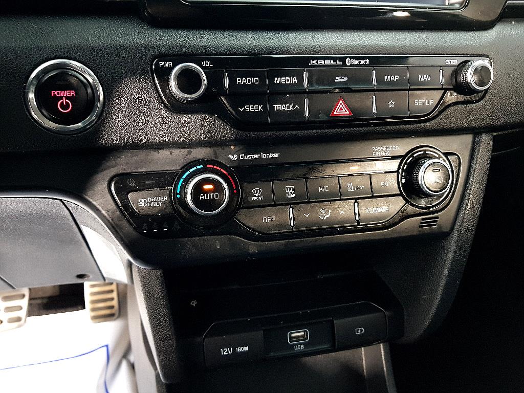 KIA Niro - Vista 12