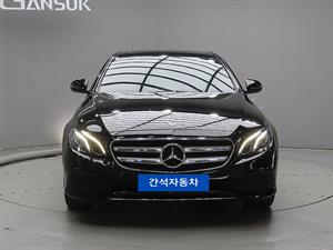 Mercedes Benz E class - Vista 2