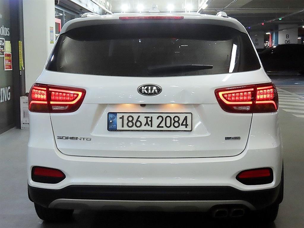 KIA Sorento - Vista 5