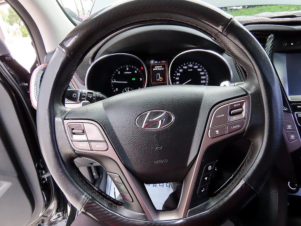 HYUNDAI Santa Fe - Vista 8