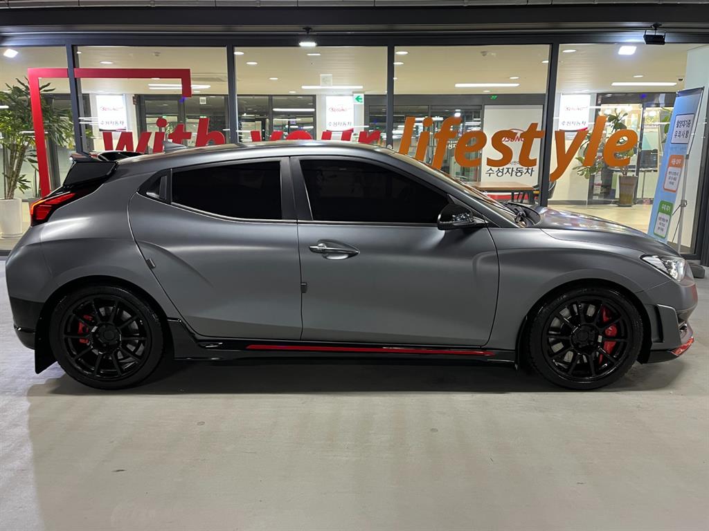 HYUNDAI Veloster - Vista 3