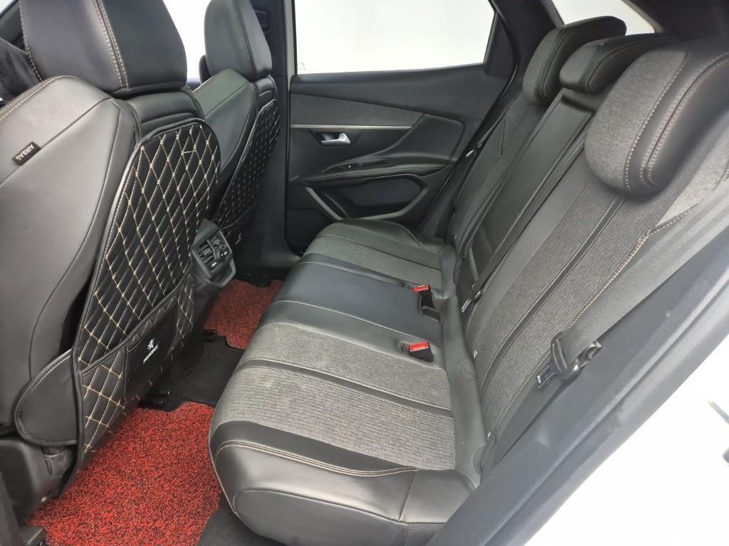 Peugeot 3008 - Vista 12