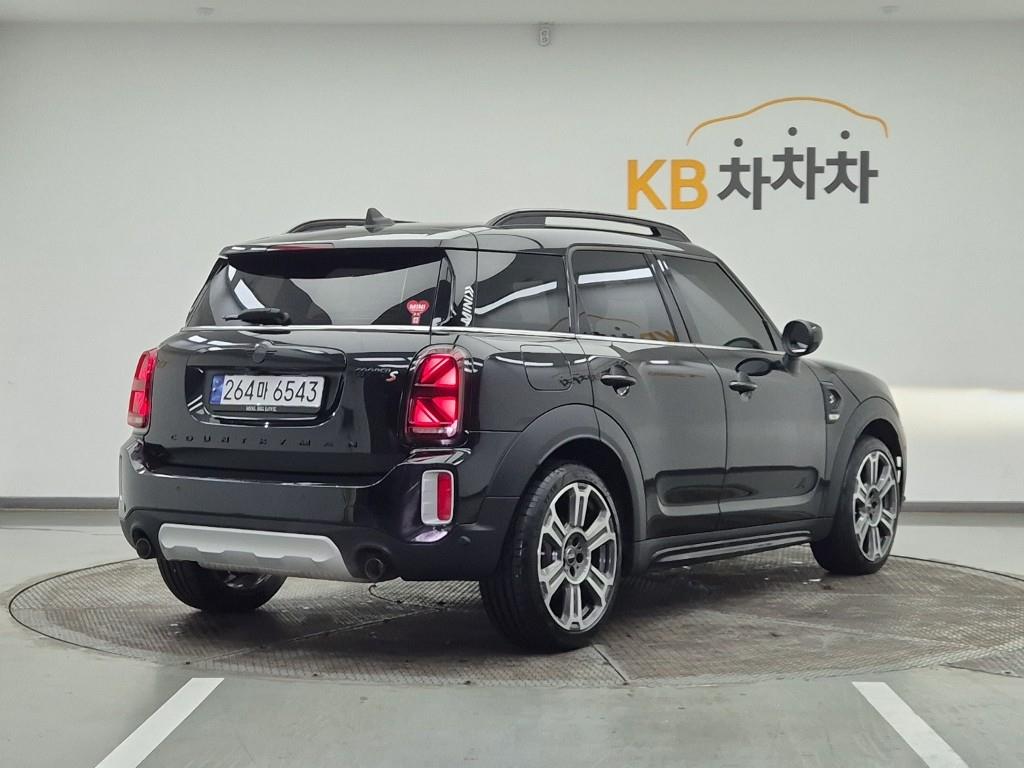 Mini Countryman - Vista 4