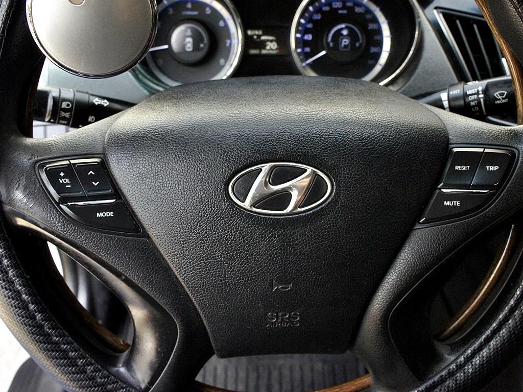 HYUNDAI Sonata 2012 Plateado - Importación desde Corea - HF Imports Iquique - Foto 8