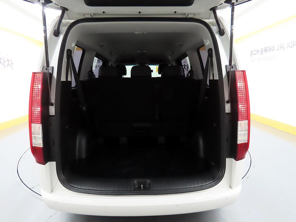 HYUNDAI Staria 2022 Blanco - Importación desde Corea - HF Imports Iquique - Foto 18