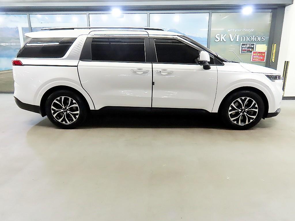 KIA Carnival - Vista 3