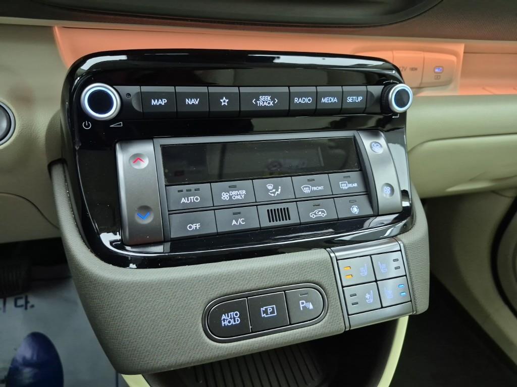 HYUNDAI Casper - Vista 10