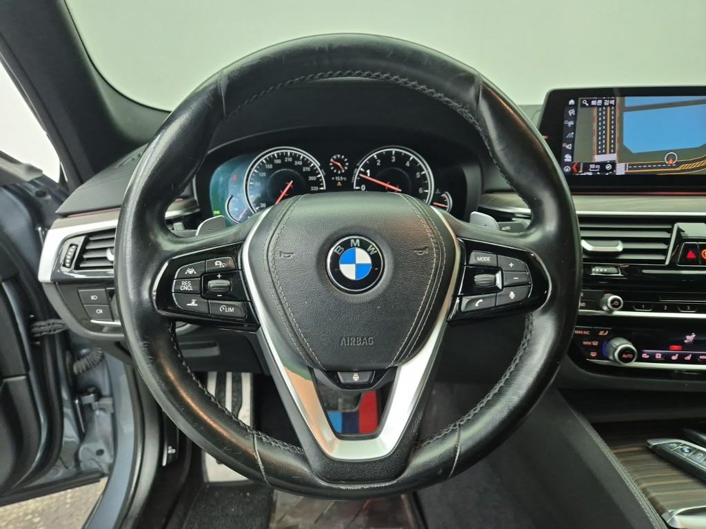 BMW 5 Series - Vista 9