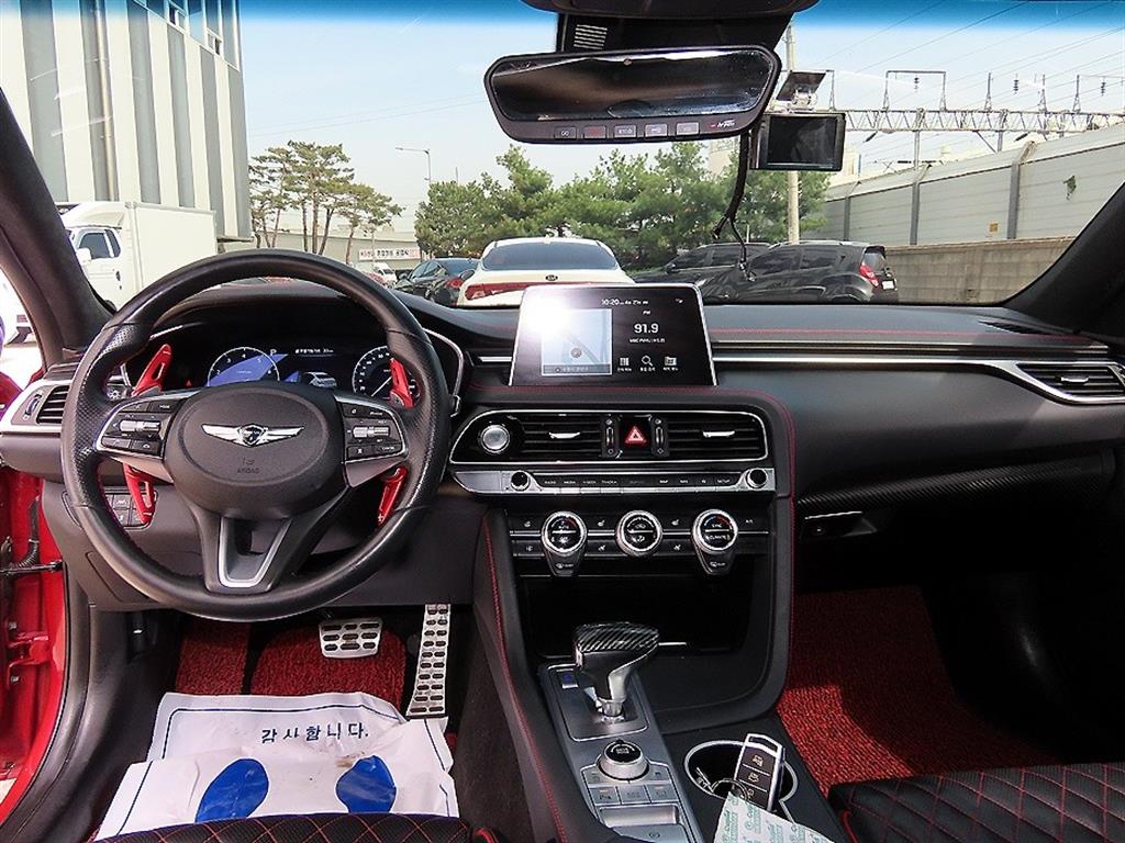Genesis G70 - Vista 7