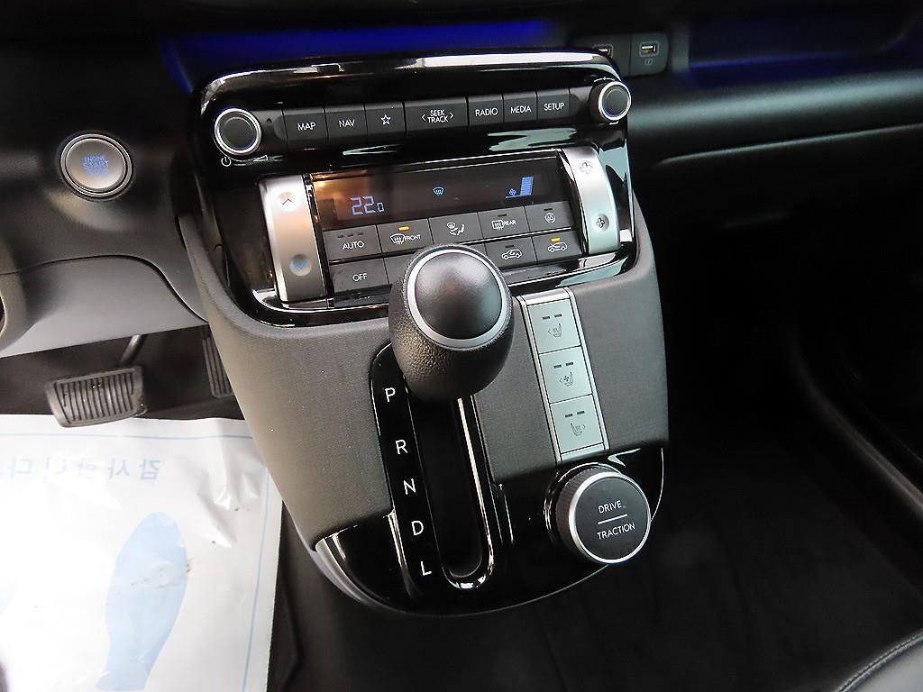 HYUNDAI Casper - Vista 10