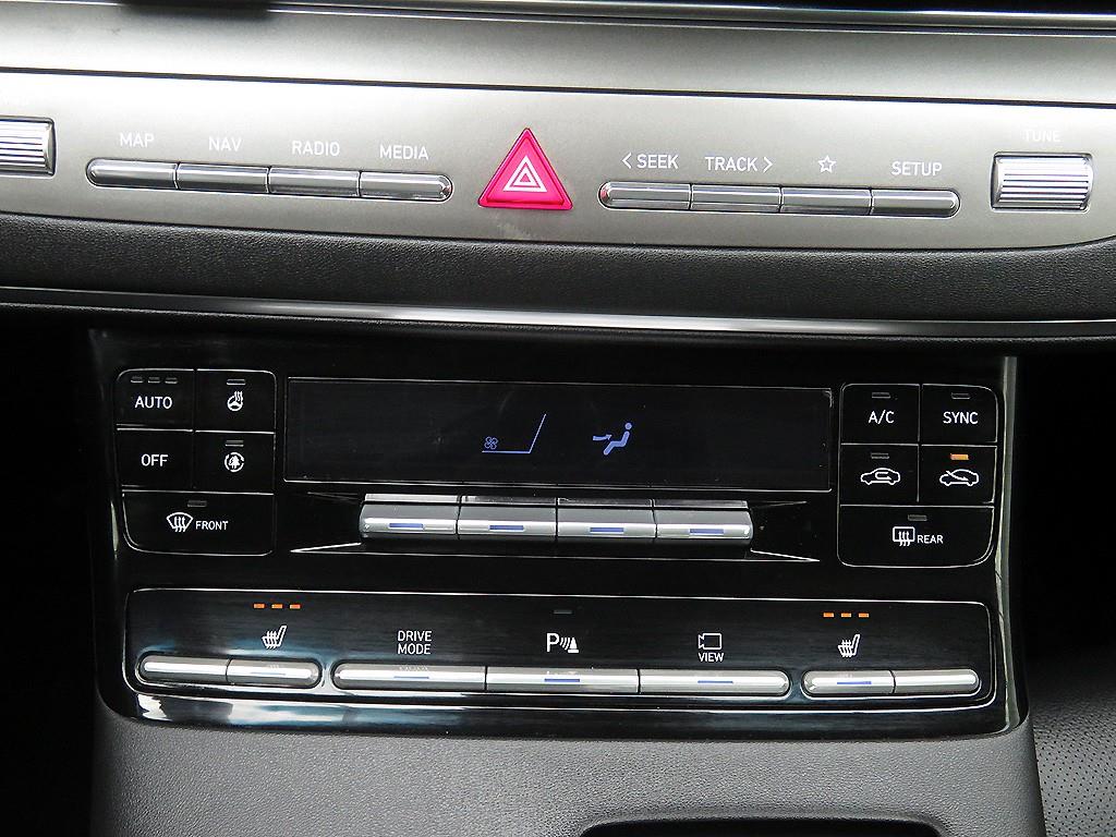 HYUNDAI Grandeur - Vista 11