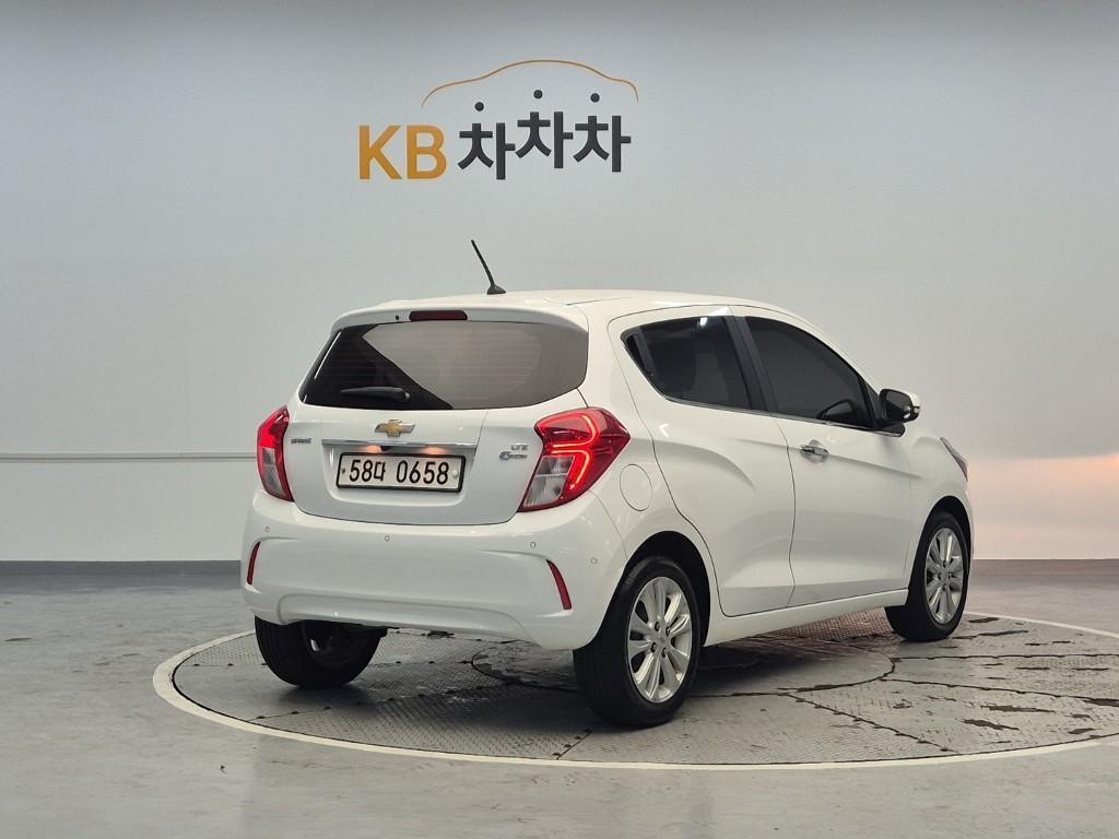 Chevrolet Spark - Vista 3