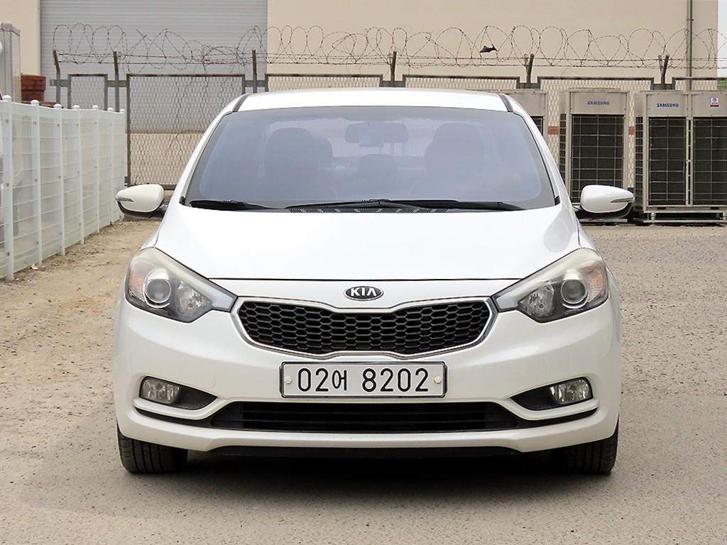 KIA K3 2015 Blanco - Importación desde Corea - HF Imports Iquique - Foto 1