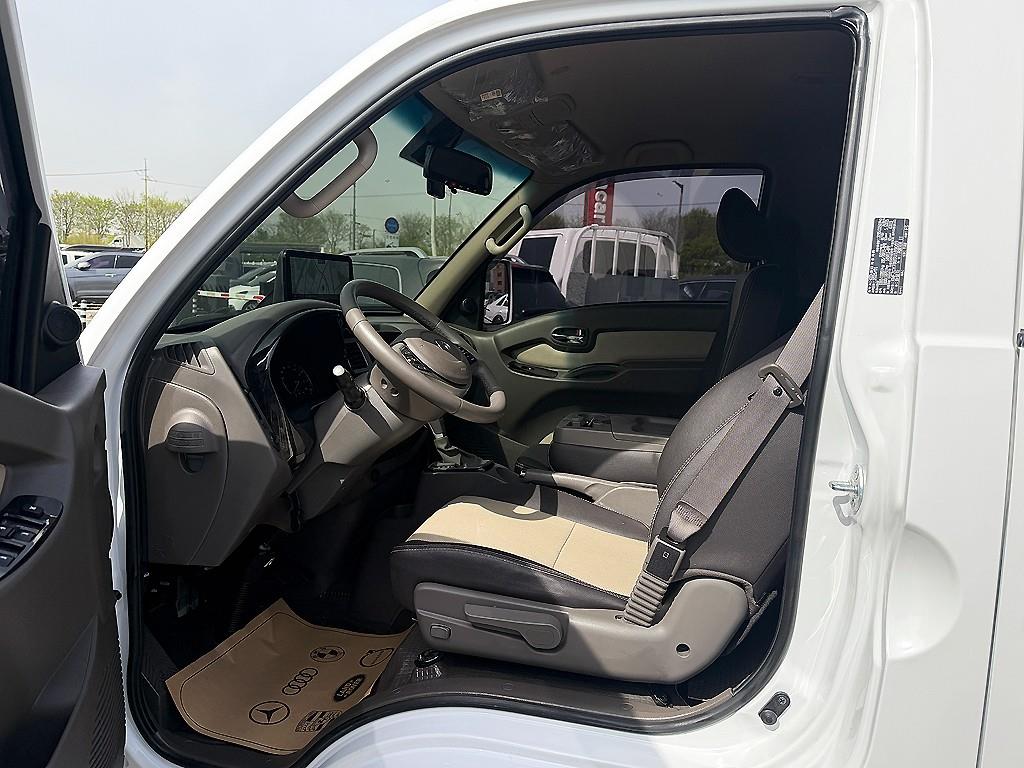 Small Truck Cargo (small) - Vista 7