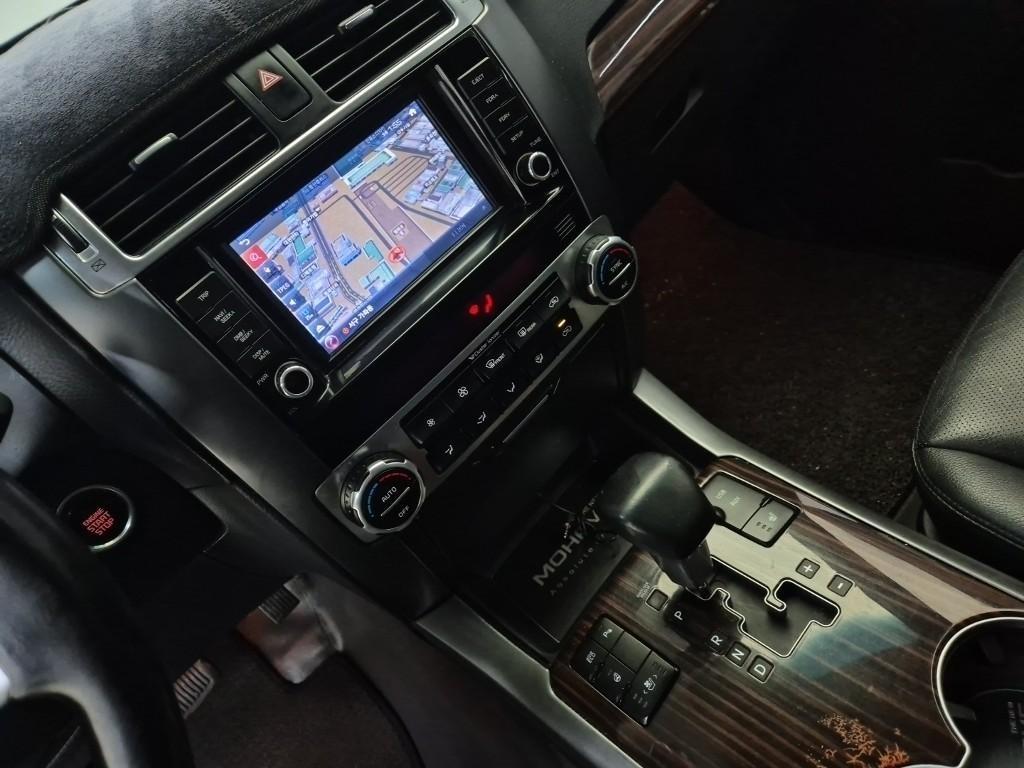 KIA Mohave - Vista 10