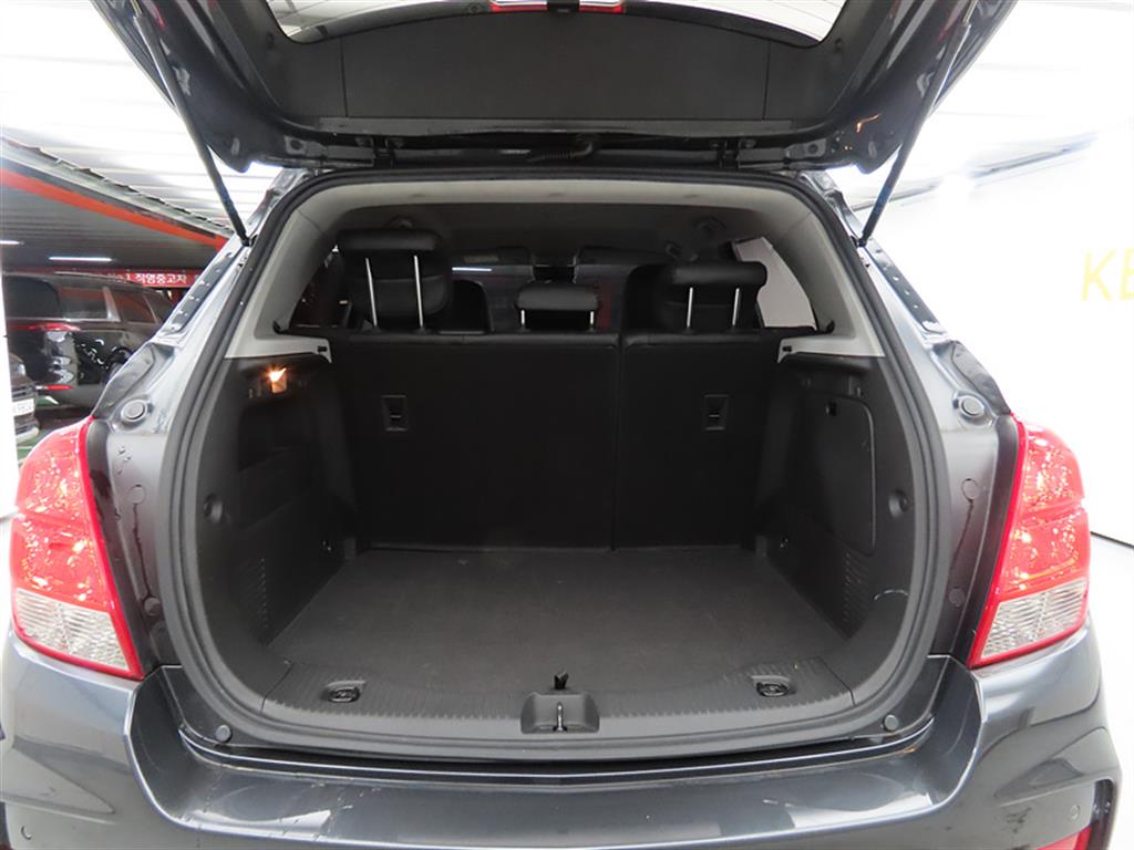 Chevrolet Trax 2017 Gris - Importación desde Corea - HF Imports Iquique - Foto 18
