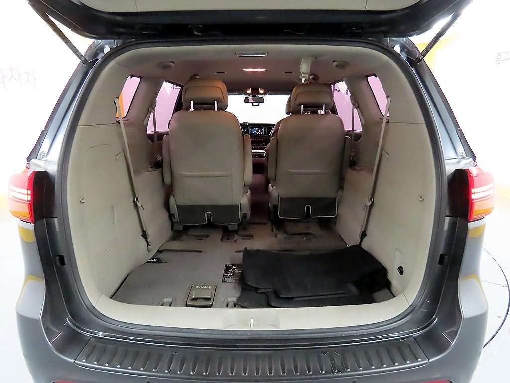 KIA Carnival 2016 Gris - Importación desde Corea - HF Imports Iquique - Foto 18
