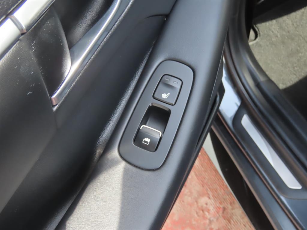 HYUNDAI Sonata - Vista 11
