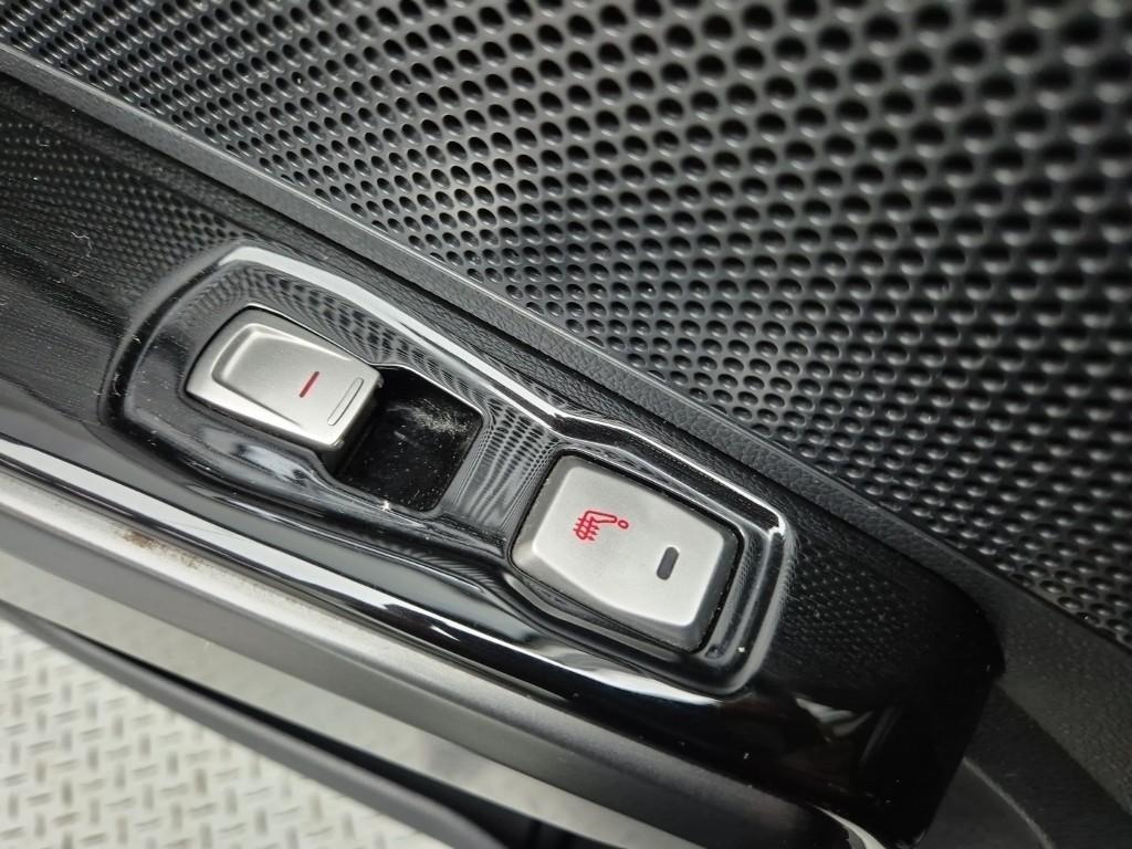 Ssangyong Tivoli - Vista 12