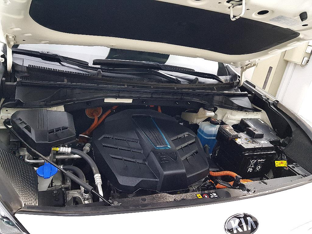 KIA Niro - Vista 6