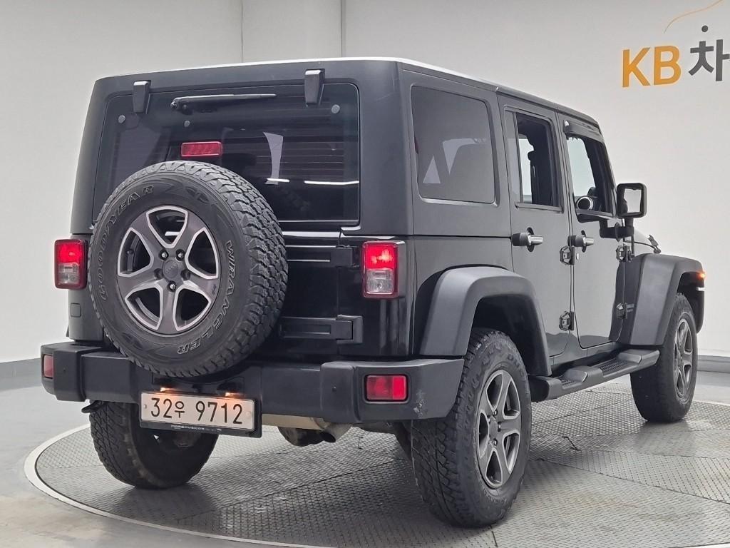 Jeep Wrangler - Vista 4