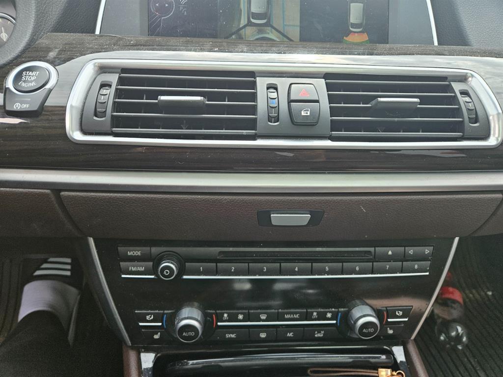 BMW Gran Turismo - Vista 12