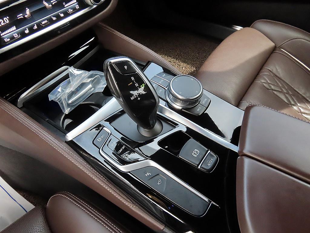 BMW 5 Series - Vista 11