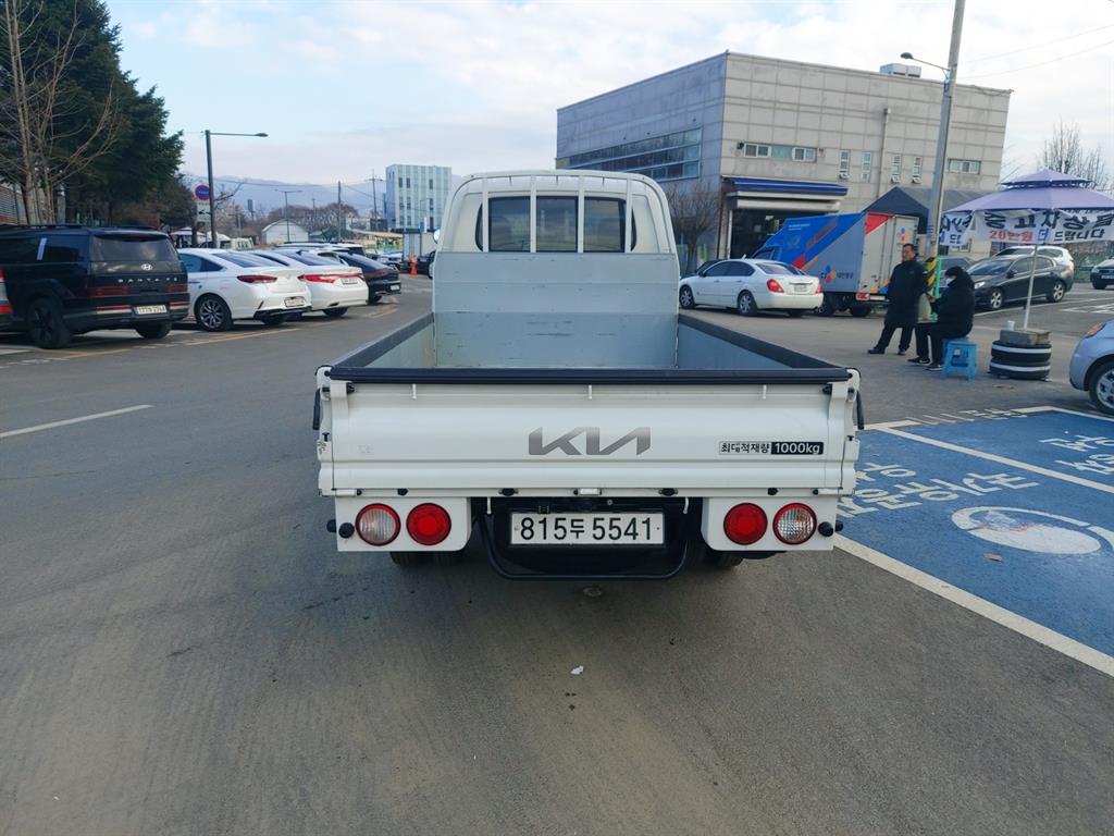Small Truck Cargo (small) - Vista 4