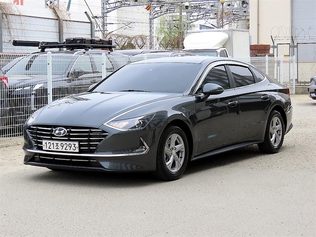 HYUNDAI Sonata - Vista 2