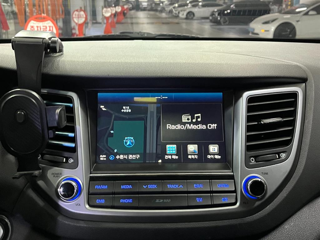 HYUNDAI Tucson - Vista 9