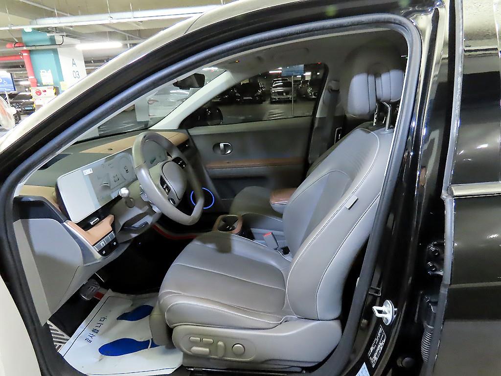 HYUNDAI Ioniq 5 - Vista 6